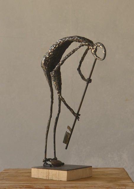 Mustafa Tuğrul, Anahtar